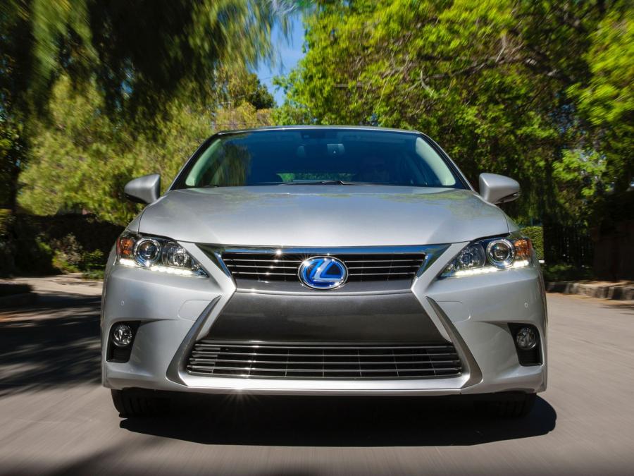  Lexus CT200h 2014 года  (NA) (фото 24 из 39)